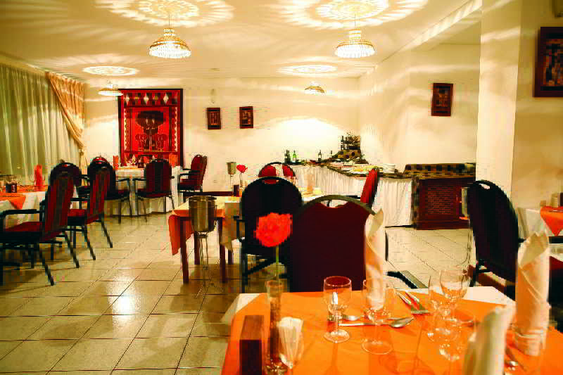 Lichinga Hotel By Montebelo Ресторан фото